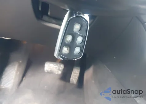 2015 Cadillac Srx Luxury Collection z USA, uszkodzony, nr VIN 3GYFNBE31FS557232